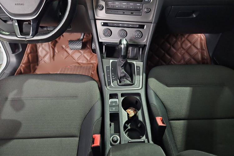 大众 高尔夫 2015款 1.4TSI 自动舒适型中控内饰7007