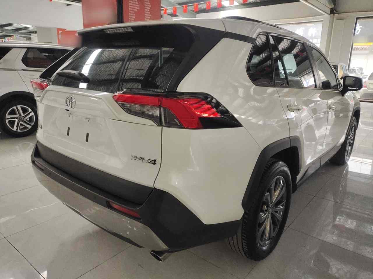 丰田 RAV4荣放 2023款 2.0L CVT两驱风尚Plus版(5)
