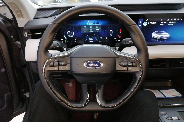 福特 蒙迪欧 2022款 改款 EcoBoost 245 豪华型中控内饰13