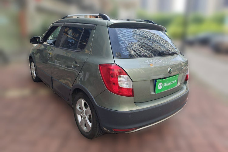 斯柯达 晶锐 2012款 1.6L Scout车身外观6003