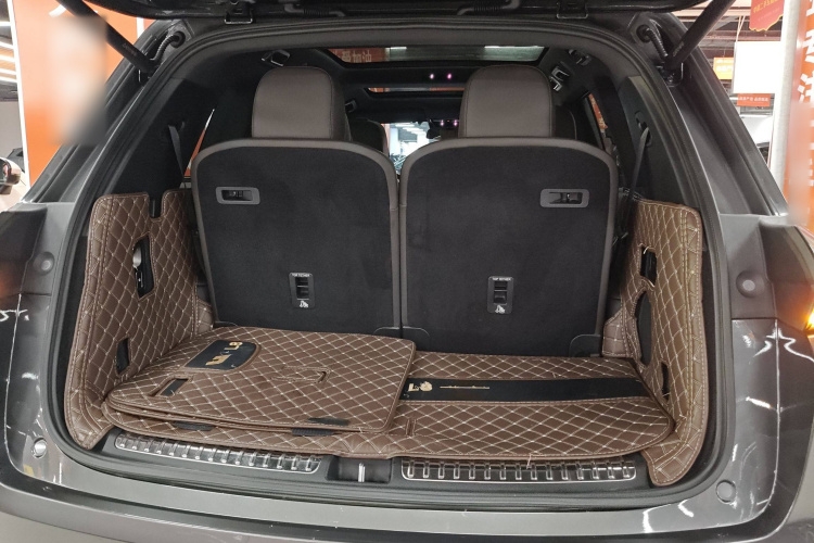 理想汽车 理想L8 2023款 Pro局部细节23