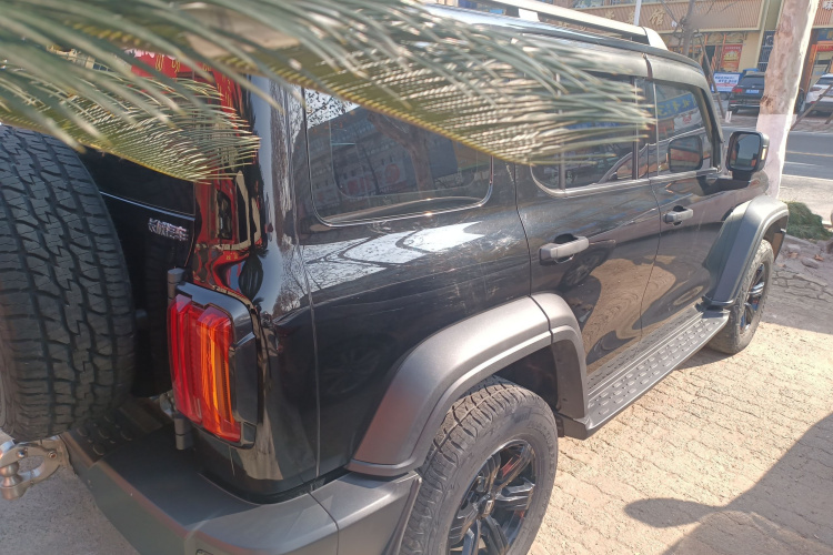 坦克300 2021款 越野版 2.0T 征服者车身外观7