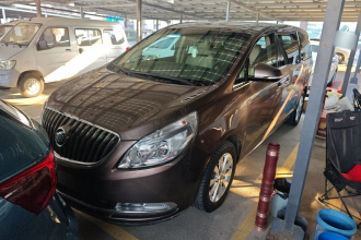 别克GL8 2015款 2.4L 豪华商务尊享版