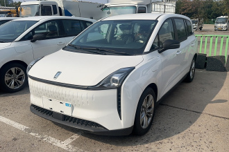 奔腾NAT 2023款 PRO 悦享出行版 425km