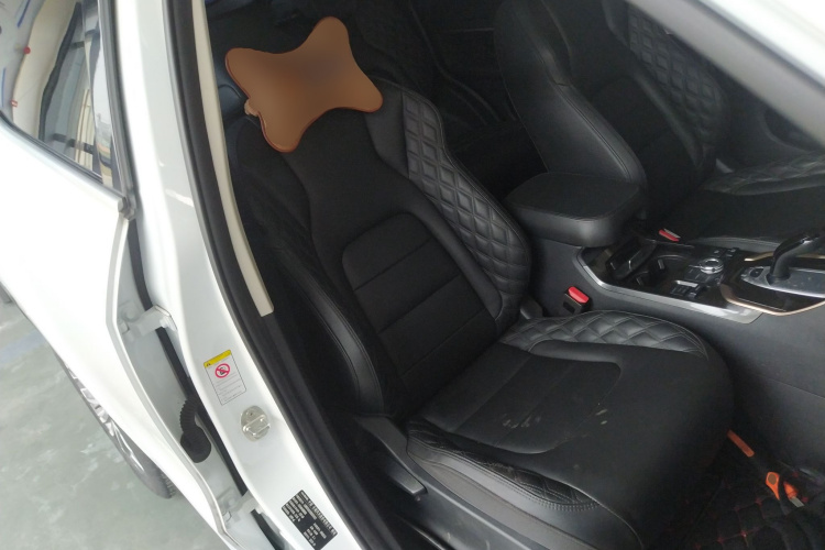 哈弗H6 2020款 1.5GDIT 自动铂金豪华版局部细节41