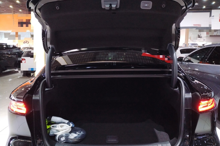 岚图汽车 岚图追光 2024款 PHEV 四驱超长续航行政版局部细节23