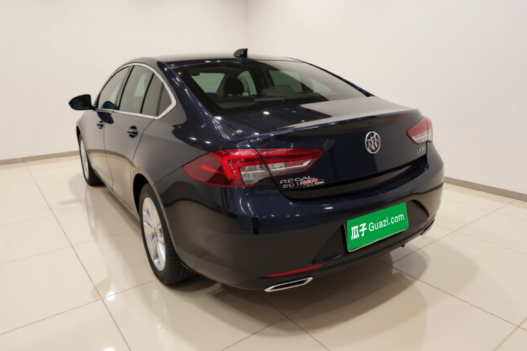 别克 君威 2019款 20T 豪华型 国VI车身外观5