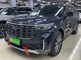 福特 探险者 2023款 EcoBoost 285 四驱钛金版 7座