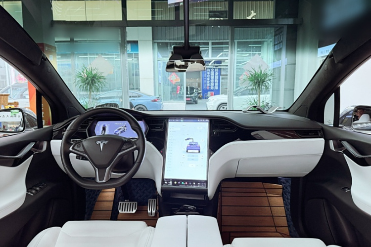 特斯拉 Model X 2019款 Performance 高性能版中控内饰7006