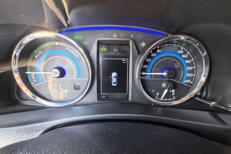 丰田 卡罗拉 2018款 双擎 1.8L E-CVT智尚版中控内饰7002