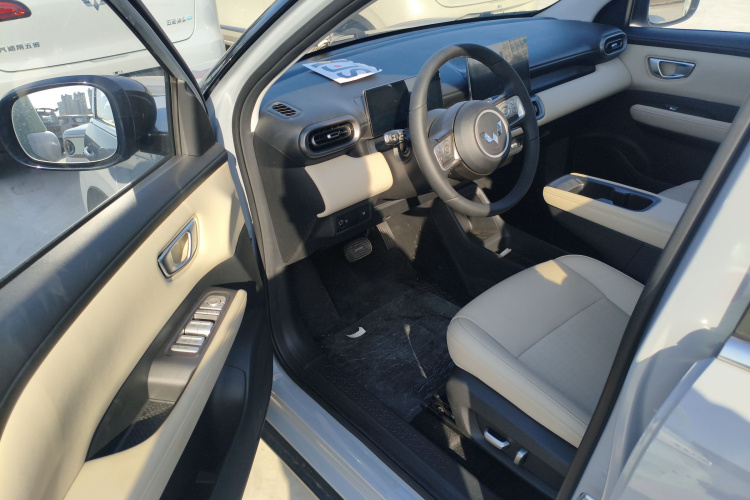 五菱汽车 五菱缤果PLUS 2024款 401km 五座版中控内饰7003