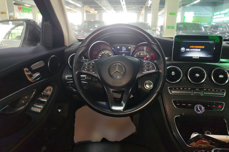 奔驰C级 2016款 C 200 L 运动型局部细节13