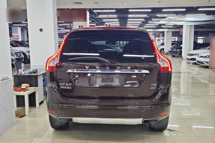 沃尔沃XC60 2017款 T5 AWD 智进升级版车身外观6004