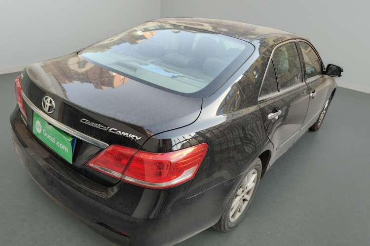 丰田 凯美瑞 2013款 200E 经典精英版车身外观7