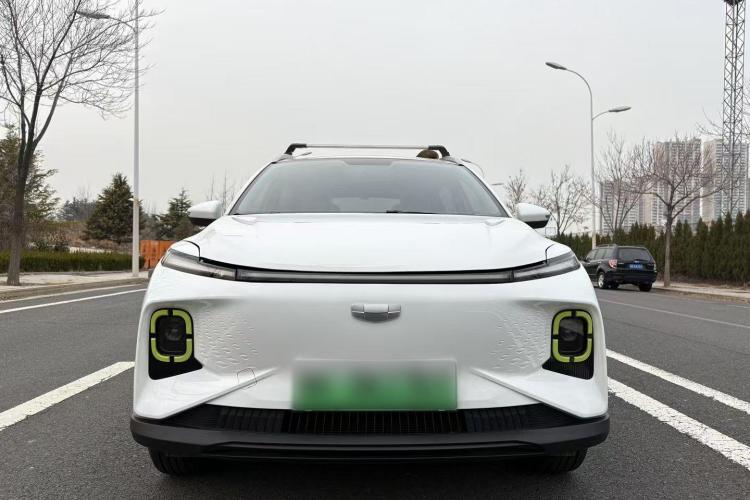 吉利几何E萤火虫 2023款 320KM 乖帅虎 5座车身外观6001