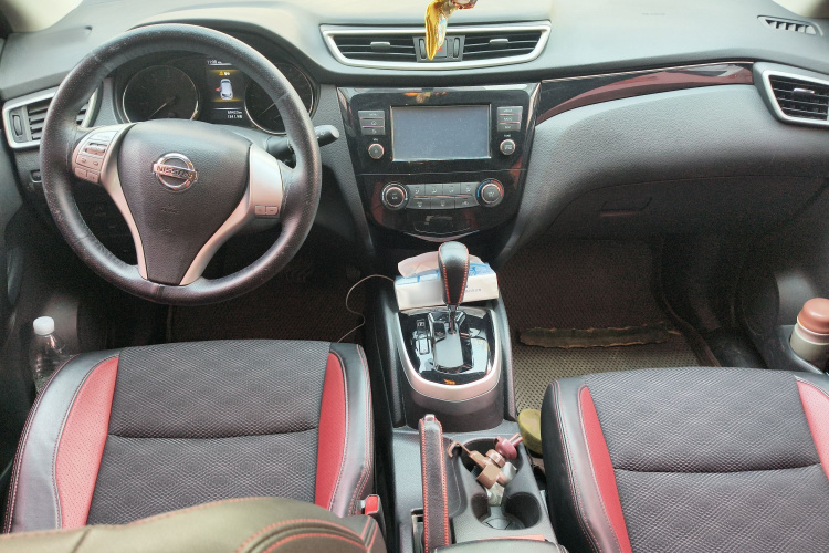 日产 逍客 2017款 2.0L CVT智享版 国V中控内饰12