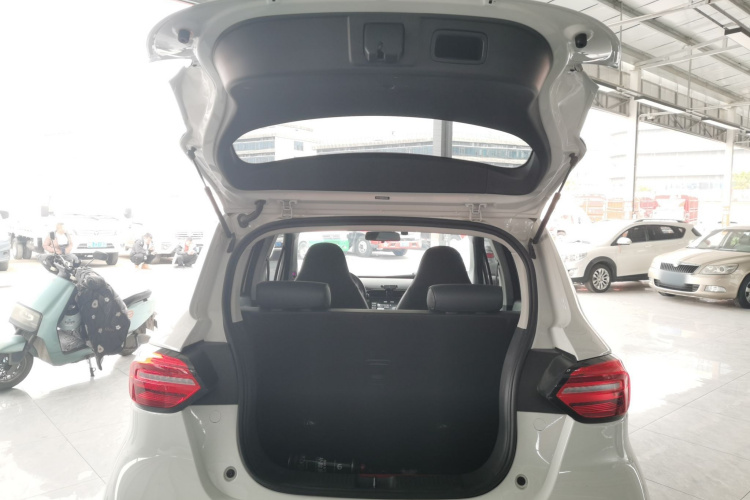 零跑汽车 零跑T03 2022款 星钻版机舱底盘23