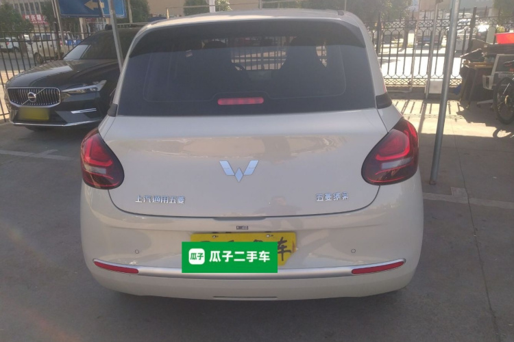 五菱汽车 五菱缤果 2023款 333km 快享款车身外观6