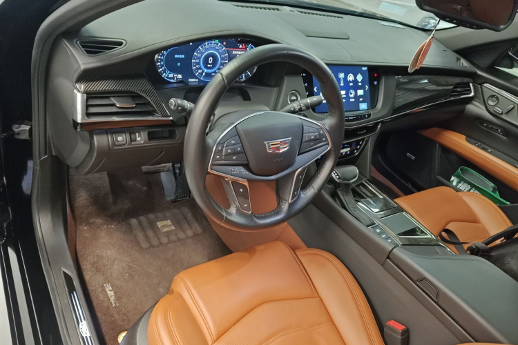 凯迪拉克CT6 2017款 28T 领先型中控内饰12
