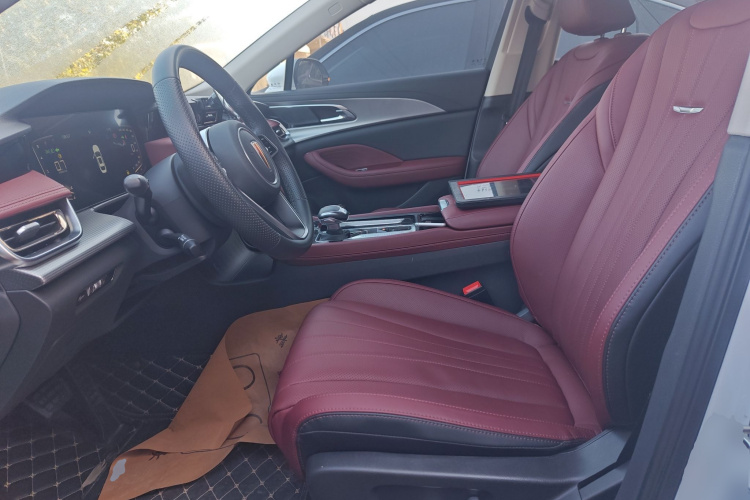 红旗H5 2024款 1.5T DCT智联旗韵版中控内饰19