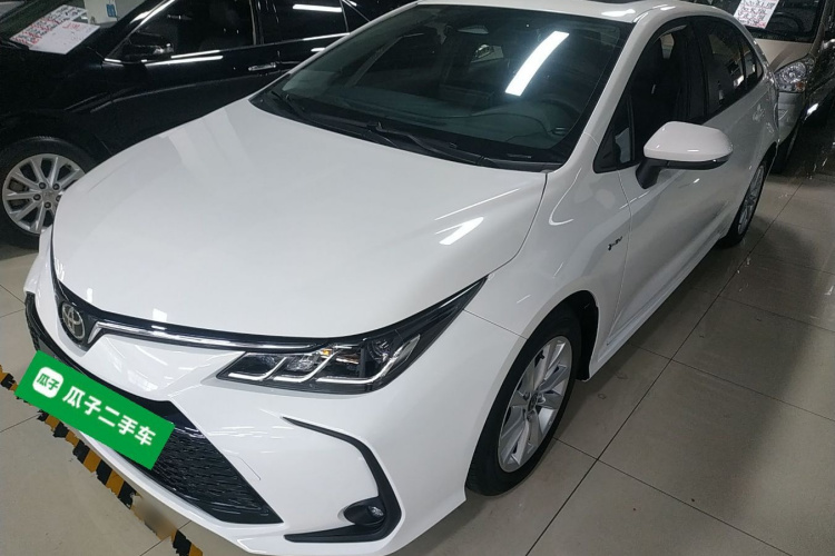 丰田 卡罗拉 2024款 1.8L 智能电混双擎 精英版车身外观1