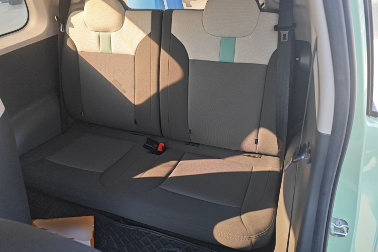 长安启源 长安Lumin 2023款 205km 香沁款中控内饰21