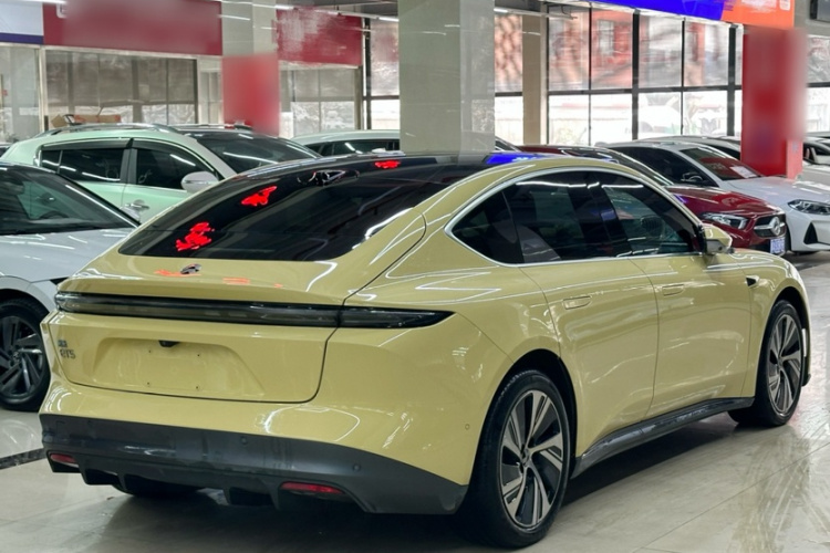 蔚来ET5 2022款 75kWh车身外观6001