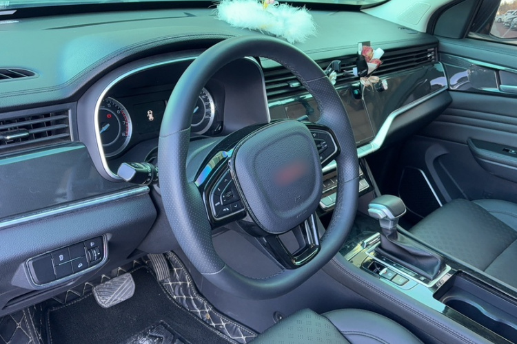 中国重汽VGV VGV U70 2020款 1.5T 自动智享精英版 7座中控内饰7004