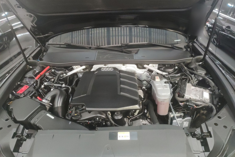 奥迪A6L 2023款 45 TFSI quattro 臻选动感型机舱底盘24