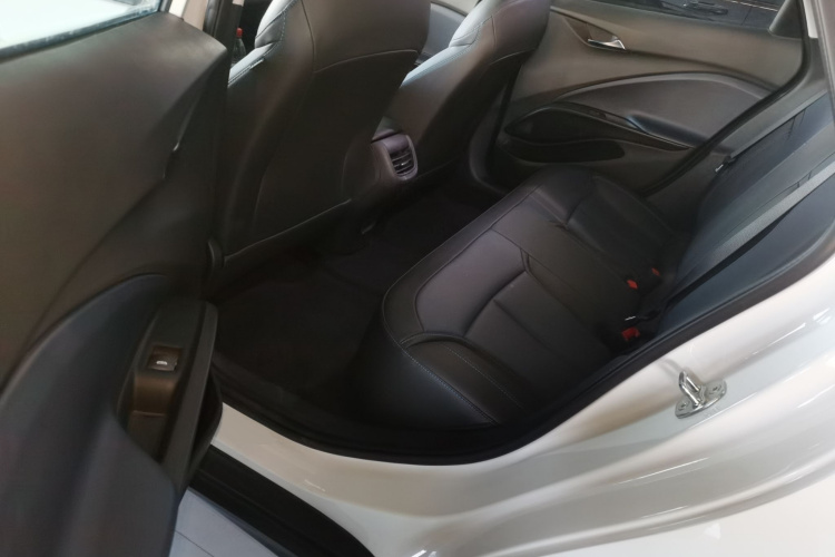 别克 微蓝6 2024款 450km 越享版 PLUS中控内饰21