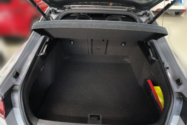 一汽-大众CC 2024款 380TSI 夺目版中控内饰23