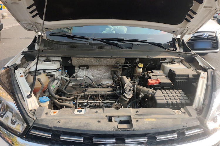 奇瑞 瑞虎8 2018款 1.5TCI 手动特供版 7座局部细节24