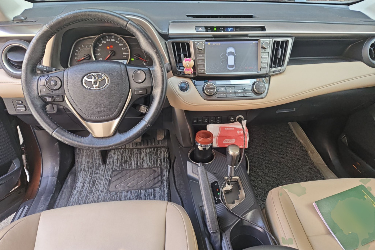 丰田 RAV4荣放 2015款 2.5L 自动四驱精英版中控内饰12