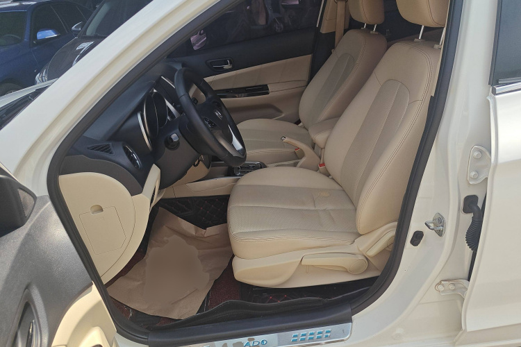 长安 逸动 2015款 1.6L 自动豪华型中控内饰19