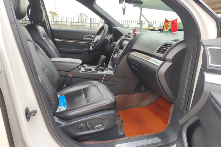 福特 探险者(进口) 2017款 3.5T 精英版局部细节9005