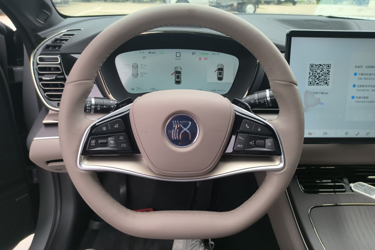 比亚迪 汉 2025款 EV 701KM激光雷达智驾型中控内饰13