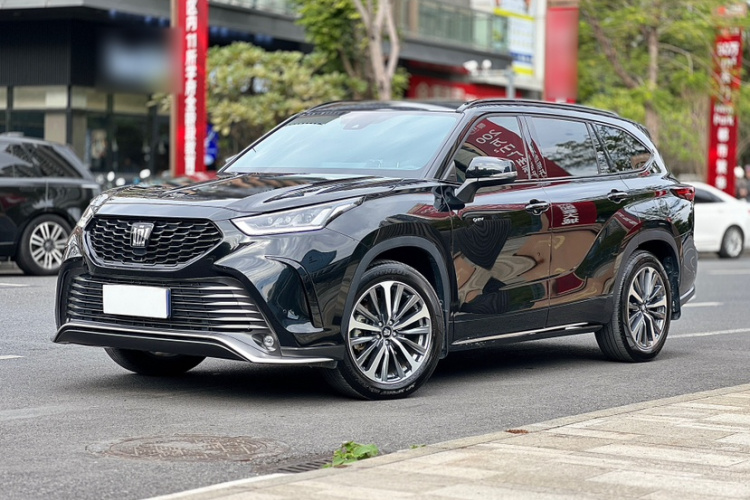 丰田 皇冠陆放 2024款 2.5L HEV四驱豪华版车身外观6012