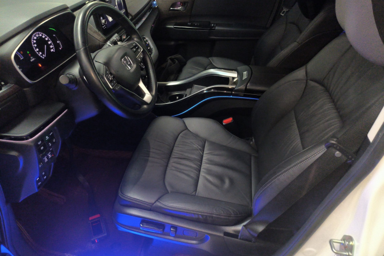 本田 奥德赛 2022款 2.0L e:HEV 锐·领享版中控内饰19