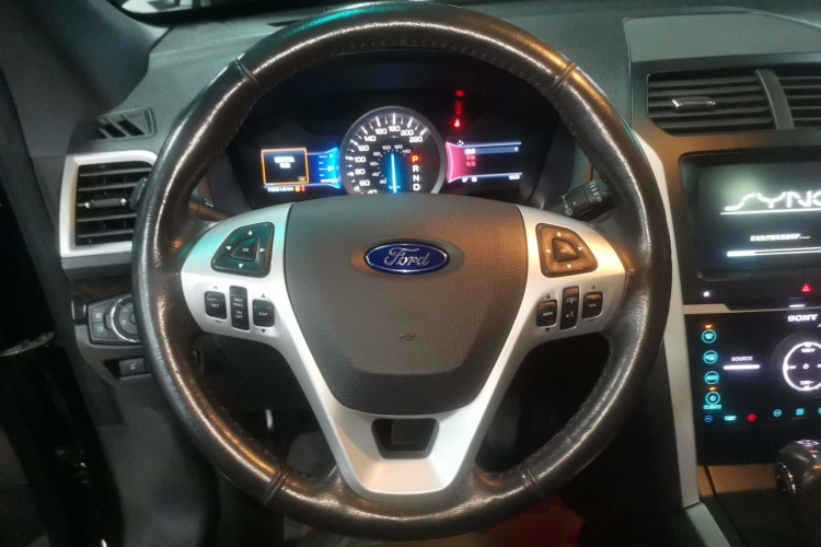 福特 探险者(进口) 2013款 3.5L 尊享型中控内饰13