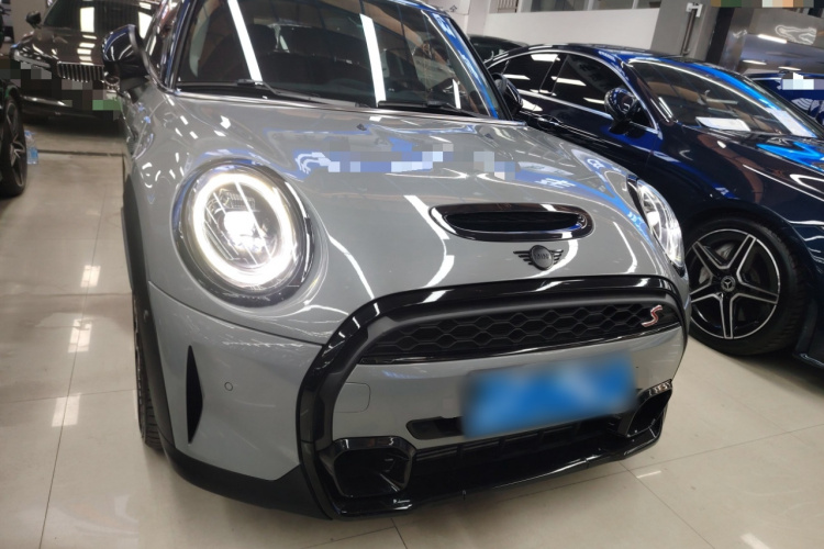 MINI 2023款 2.0T COOPER S 艺术家 五门版车身外观6001