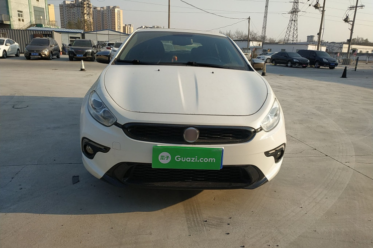 菲亚特 致悦 2014款 1.4T 自动运动版车身外观2