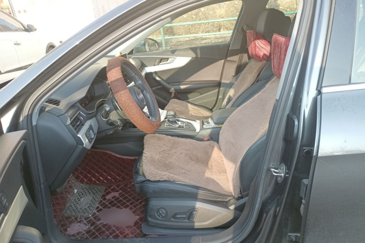 奥迪A4L 2020款 40 TFSI 时尚动感型中控内饰19