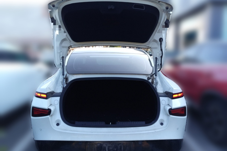 小鹏P7 2020款 586N中控内饰23