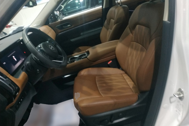 日产 探陆 2024款 380VC-TURBO 四驱智尊版 6座局部细节19