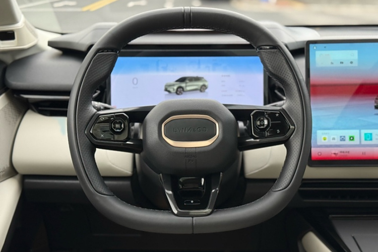 领克08 EM-P 2023款 220km 四驱性能Halo局部细节13