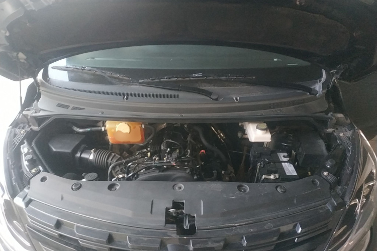 东风风行 风行M7 2021款 1.8T 手动豪华型机舱底盘24