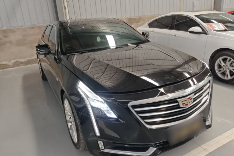 凯迪拉克CT6 2017款 28T 领先型车身外观3