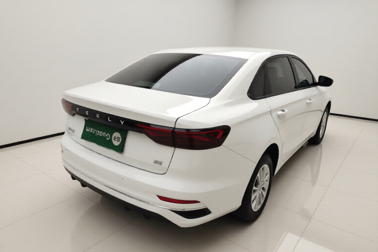 吉利汽车 帝豪 2025款 第4代 1.5L 手动星耀版车身外观7