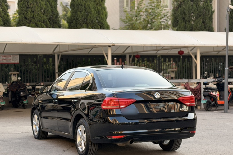 大众 朗逸 2015款 1.6L 手动风尚版车身外观6003