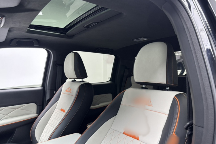 长城 炮 2022款 2.0T黑弹特别版GW4C20B中控内饰7006